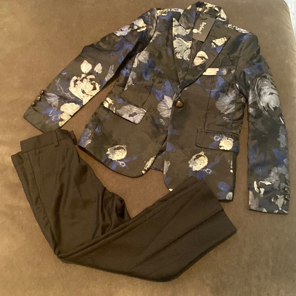 Kids Boys 2 Piece Slim Fit Suit Size NWT